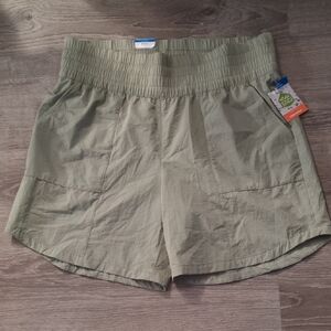 Columbia Green Short Court Active Fit Shorts Size XL